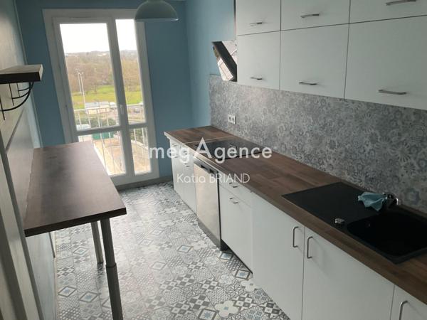 Appartement à LAVAL, 53000 - 4 pièces 78m²
