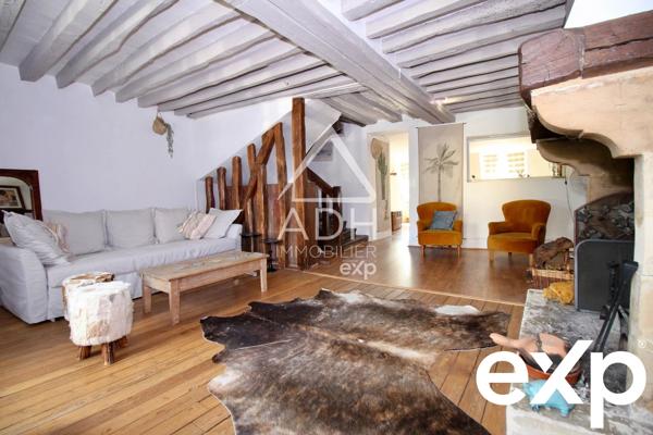 APPARTEMENT A VENDRE A NEAUPHLE LE CHATEAU - 4 pièces / 3 chambres 106m2