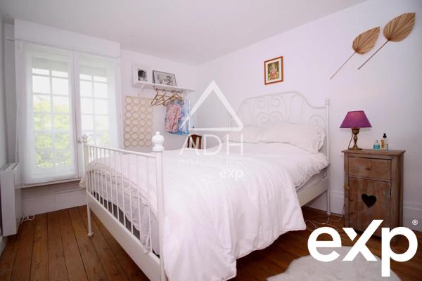 APPARTEMENT A VENDRE A NEAUPHLE LE CHATEAU - 4 pièces / 3 chambres 106m2