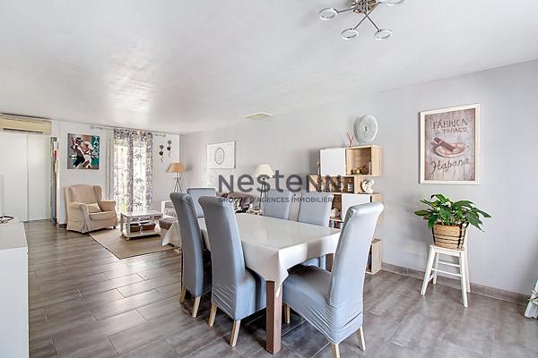 Maison à Rognac 4 chambres dont une en rdc avec jardin terrasse et piscine