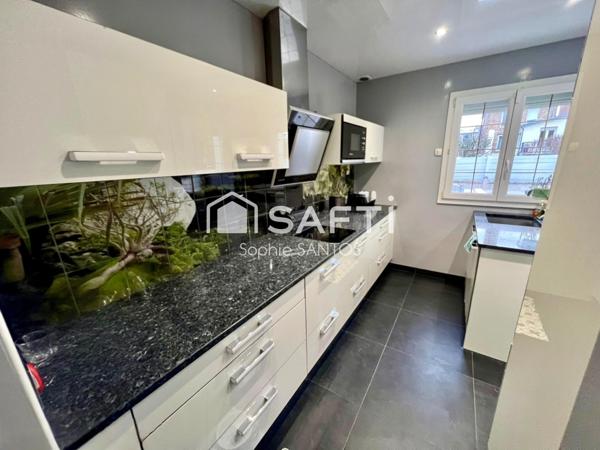 MAISON 175 M2 - 6 PIECES - AVEC PISCINE CHAUFFEE