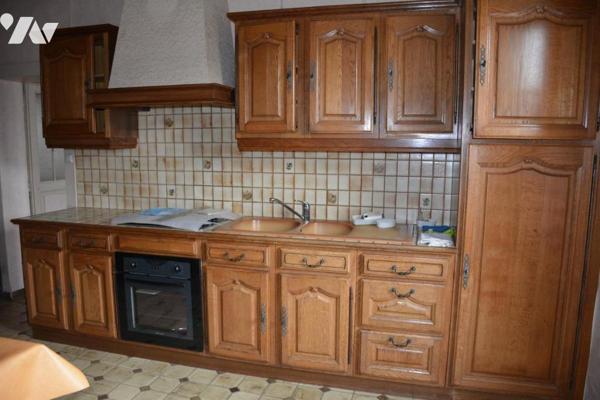 Vente sur la commune de Sablé sur Sarthe une maison avec garage et jardin