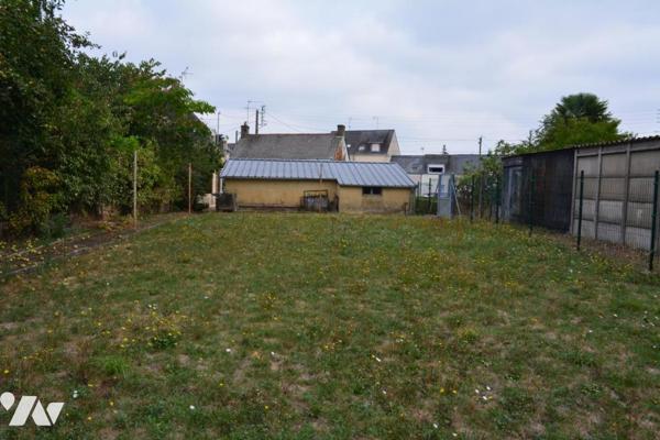 Vente sur la commune de Sablé sur Sarthe une maison avec garage et jardin