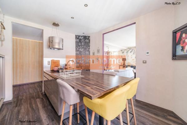 📍NOUVEAUTÉ à CERNAY - Appartement bourgeois de 118 m² avec cachet, volumes et Décoration de qualité 🔑