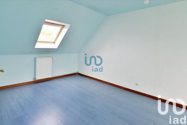 Pavillon 6 pièces de 136 m² à Vaux-le-Pénil (77000)