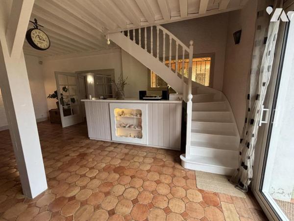 Propriété de caractère à TOUSSIEUX (01600)