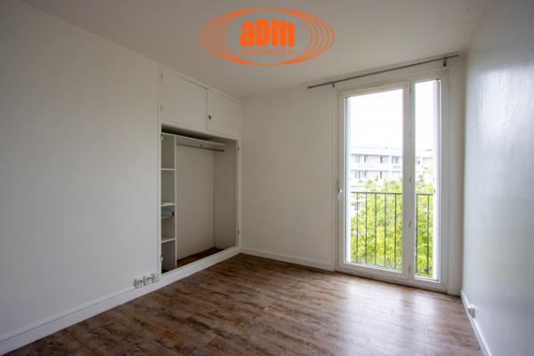 Appartement
                                                                                                                                                                                                                                                                                                                        4 pièce(s)                                                                                                                                                                                                          3 chambre(s)                                                                                                                                                                                                          70.38  m²
