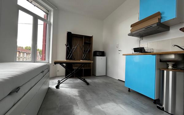 Appartement à louer    1 pièce • 13 m2 Saint-Quentin