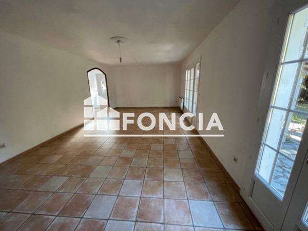 Location Maison 4 pièces 103.19 m² - FAUBOURG DE LA LIBERTE Eyguieres 13430