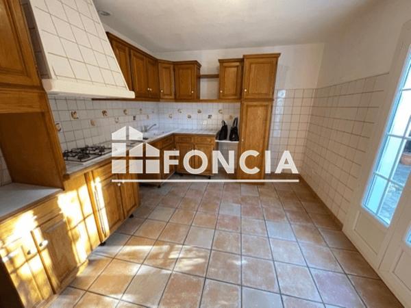 Location Maison 4 pièces 103.19 m² - FAUBOURG DE LA LIBERTE Eyguieres 13430