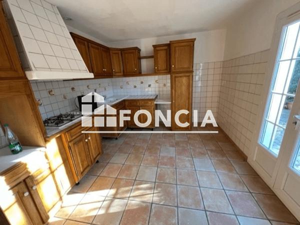 Location Maison 4 pièces 103.19 m² - FAUBOURG DE LA LIBERTE Eyguieres 13430