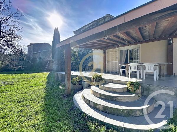 Maison à vendre  4 pièces - 117,27 m 2   UZES  - 30