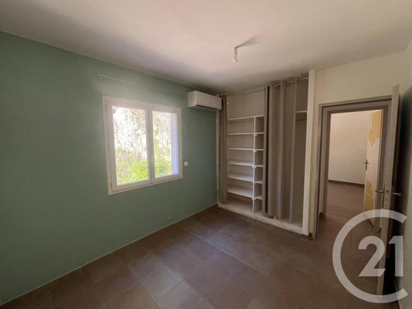 Maison à vendre  4 pièces - 103 m 2   CALVISSON  - 30