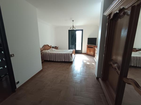 Superbe Maison 5CH aux très beaux Volumes proche Centre-Ville Conflans