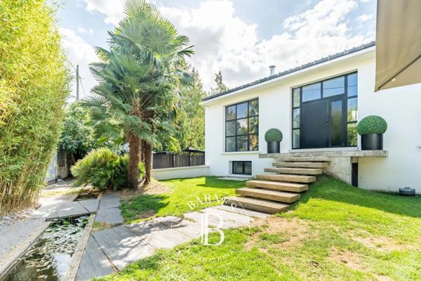 Chatou, Maison 5 Chambres -  502 m² à vendre