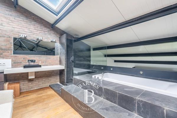Chatou, Maison 5 Chambres -  502 m² à vendre
