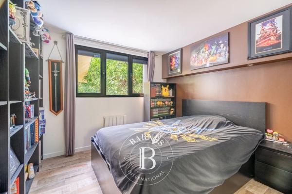 Chatou, Maison 5 Chambres -  502 m² à vendre