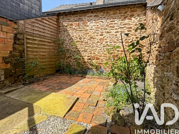 Maison à vendre 4 pièces 107 m² Courcité