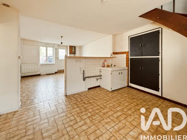Maison à vendre 4 pièces 107 m² Courcité