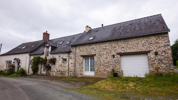 Maison à vendre en un hameau de la Chapelle-Glain