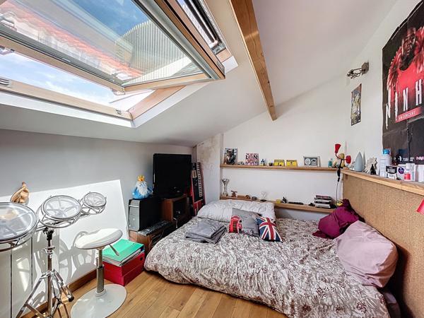 Appartement 5 pièces - 102 m² Exclusivité efficity