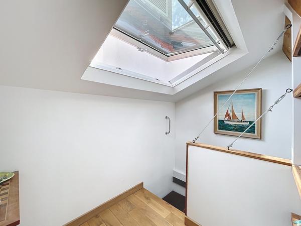 Appartement 5 pièces - 102 m² Exclusivité efficity