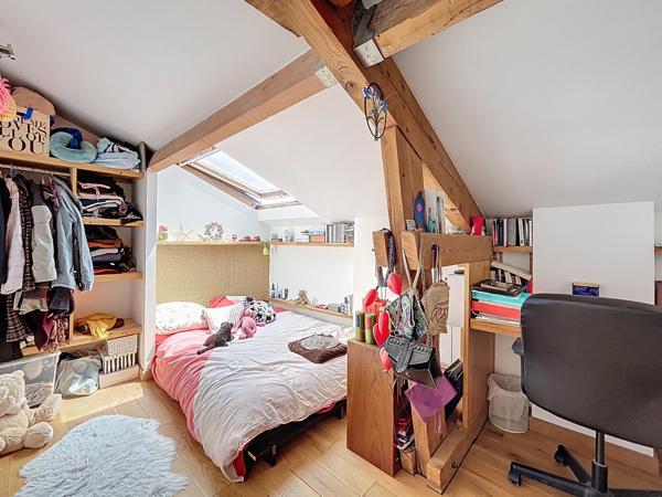 Appartement 5 pièces - 102 m² Exclusivité efficity