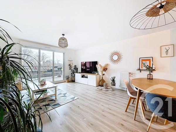 Appartement F4 à vendre  4 pièces - 92,19 m2 COLOMBES - 92