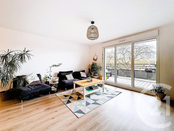 Appartement F4 à vendre  4 pièces - 92,19 m2 COLOMBES - 92