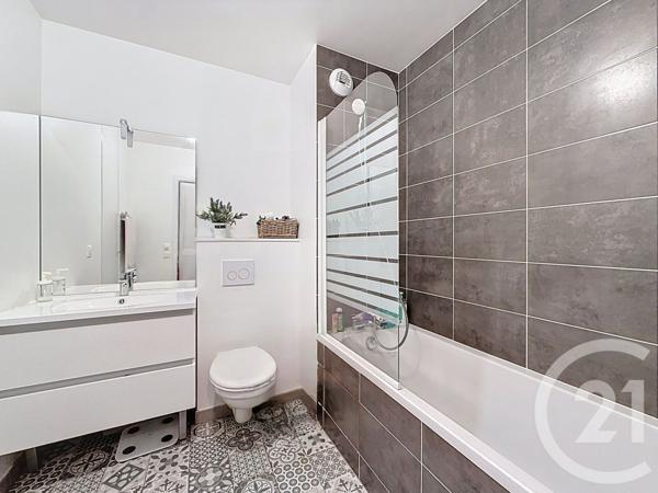 Appartement F4 à vendre  4 pièces - 92,19 m2 COLOMBES - 92