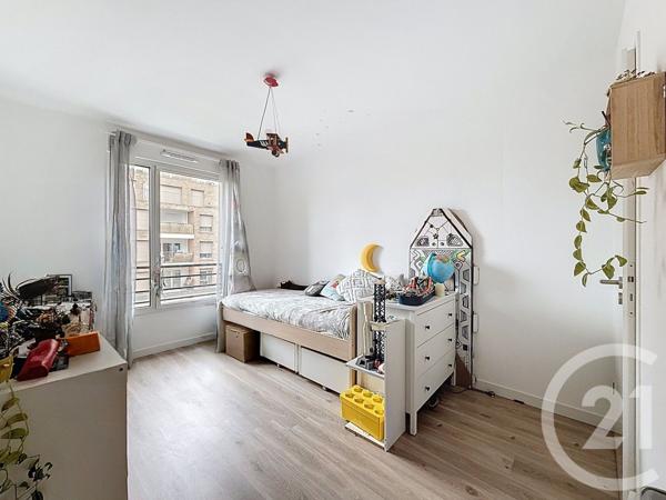 Appartement F4 à vendre  4 pièces - 92,19 m2 COLOMBES - 92