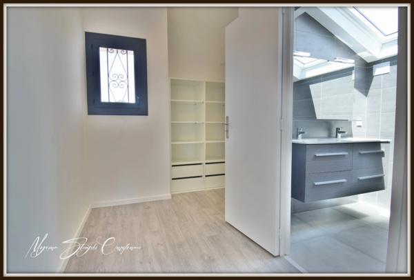 Dpt Landes (40), à vendre MOLIETS ET MAA maison P7 de 185 m² rénovée.