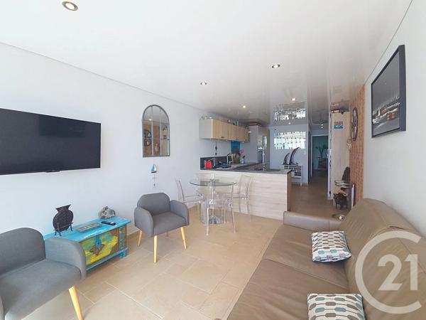 Appartement F3 à vendre  3 pièces - 47,55 m 2   SETE  - 34