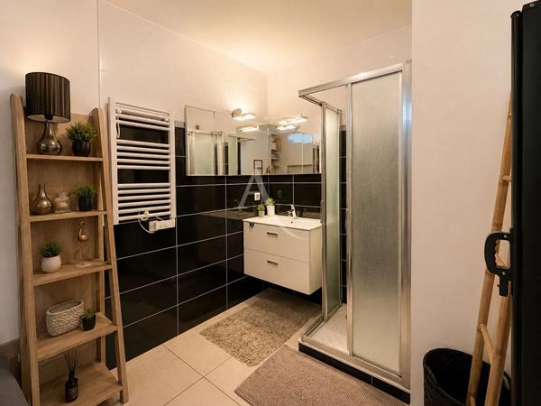 Cannes centre-ville - Appartement 3 pièces 45 m² - Garage