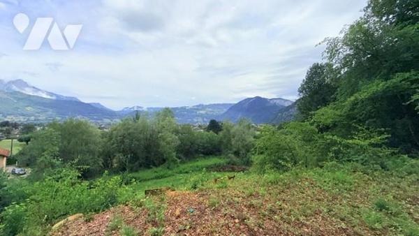 Terrain à bâtir 690 m2 - Viabilisé