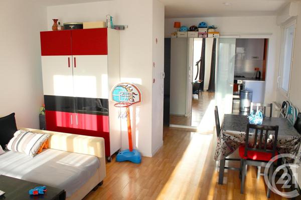 Appartement F4 à vendre  4 pièces - 74,15 m2 GARGES LES GONESSE - 95