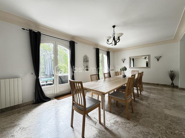 Propriete de 453 m²