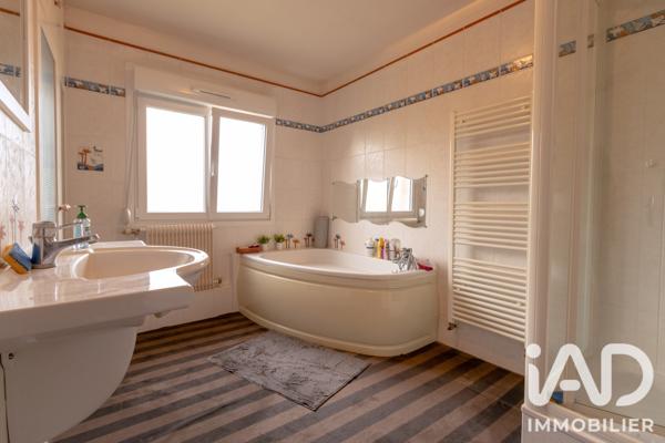 Appartement à vendre 3 pièces 95 m² Faches-Thumesnil