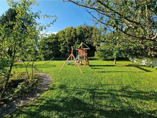 PROPRIÉTÉ avec VILLA PARC FORET à vendre 8 pièces proche CONTREXEVILLE (88) idéale GITE de groupe/ Maison - 6910 m2 de TERRAIN