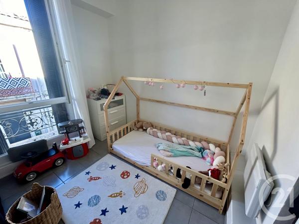 Immeuble à vendre  155 m2 NIMES - 30