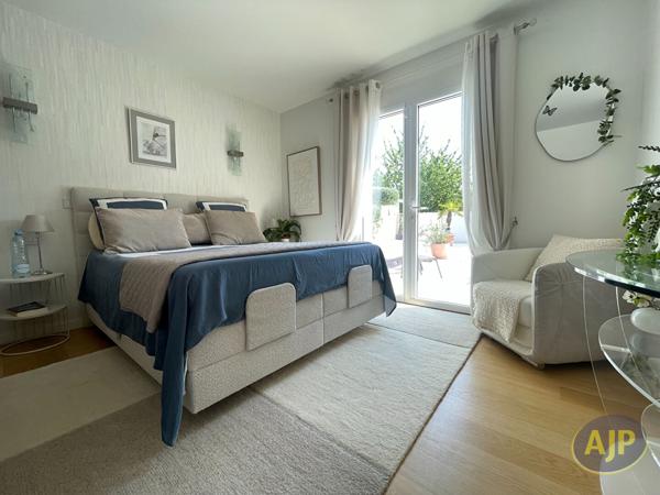 Maison à vendre Saintes - 5 pièces, 135m² avec 3 chambre(s) à 495 000€ - AJP Immobilier Saintes