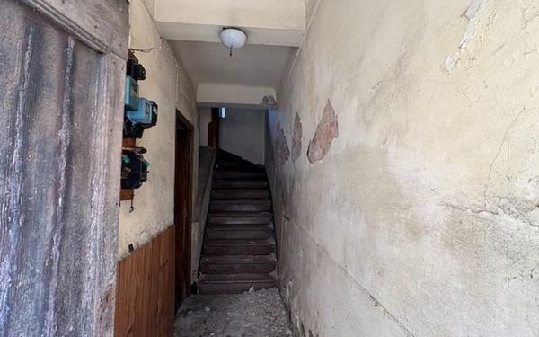 Immeuble à vendre    5 pièces • 99,68 m2 Saint-Laurent-du-Var