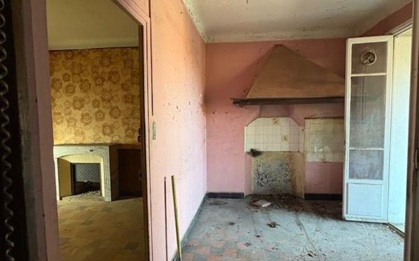 Immeuble à vendre    5 pièces • 99,68 m2 Saint-Laurent-du-Var