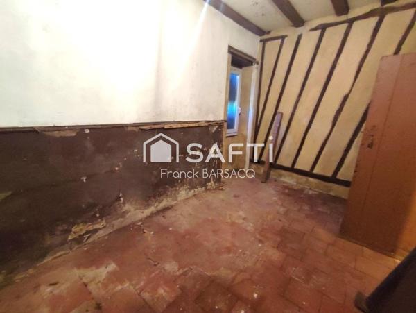 FERME A RESTAURER EN CAMPAGNE AVEC 2,5 hectares