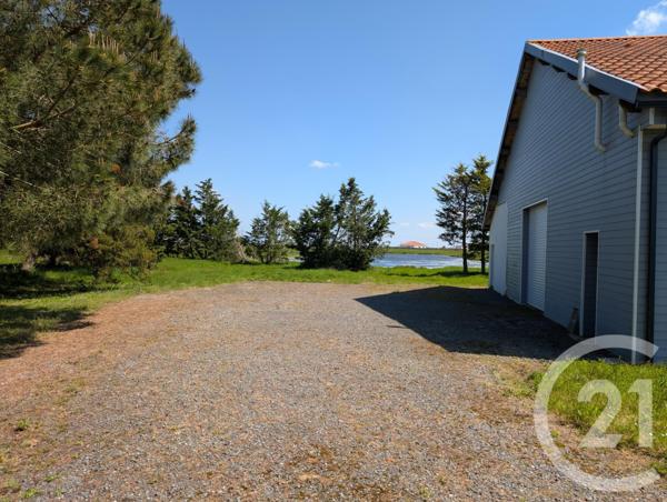 Maison à vendre  8 pièces - 200 m2 BOUIN - 85