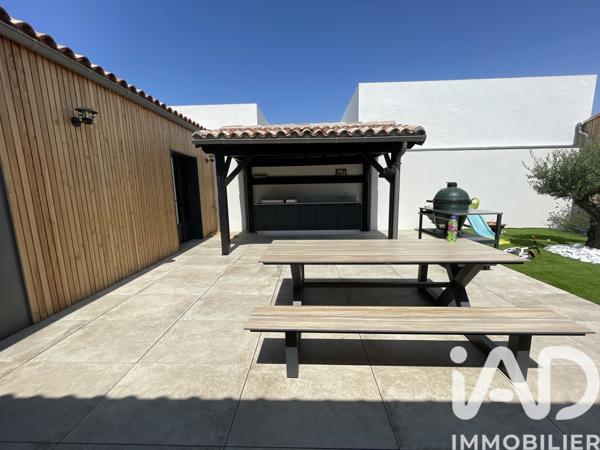 Maison à vendre 7 pièces 195 m² Dompierre-sur-Mer