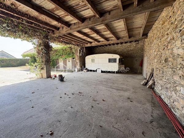 Corps de ferme de 290 m²