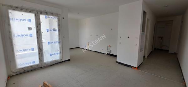 ST LAURENT DE MURE - Proche CENTRE Avenue Jean Moulin - Appartement 2 pièces NEUF - RT2012