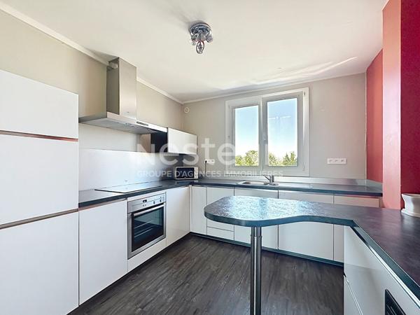 Appartement 3 pièces 2 chambres avec balcon, cave et garage - 69500 BRON