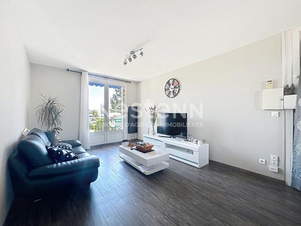 Appartement 3 pièces 2 chambres avec balcon, cave et garage - 69500 BRON